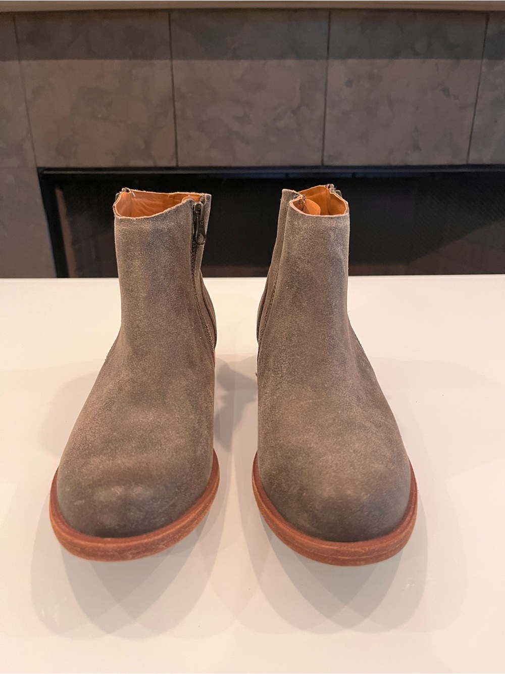 Kork-Ease Riley Grey Taupe Distressed Leather Ankle Boots Size 6.5M